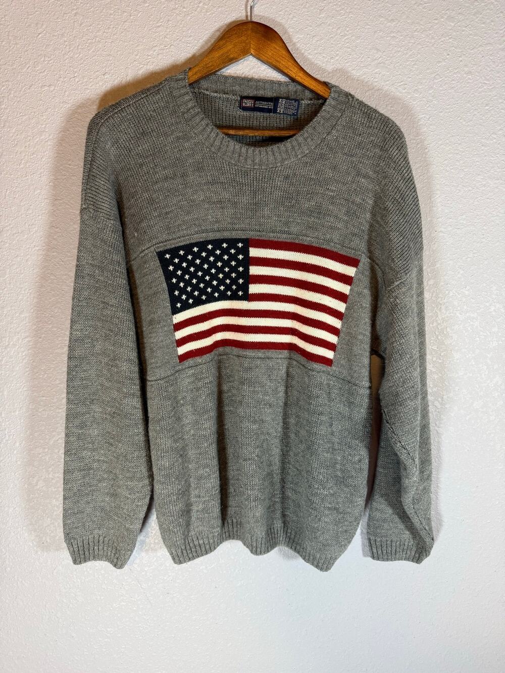 Faded Glory Medium Gray American Flag Knit Crewneck Sweater